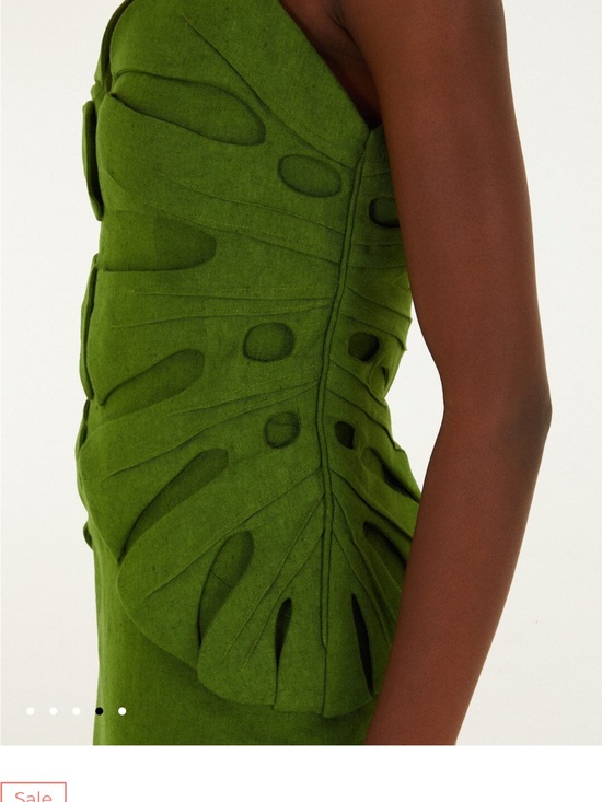 FARM Rio Dresses & Skirts - FARM Rio Olive Green Leaf-Appliqué Midi Dress